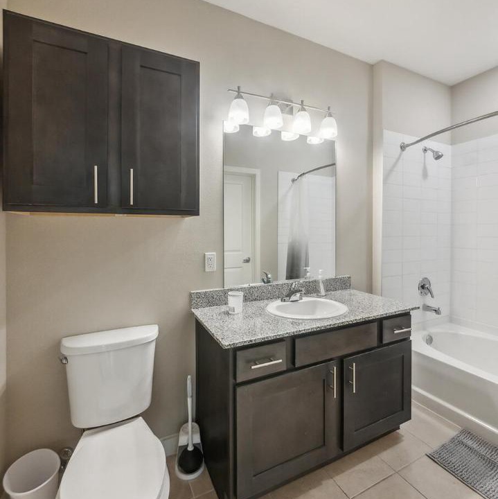 Photo of Bathroom in Willowbrook