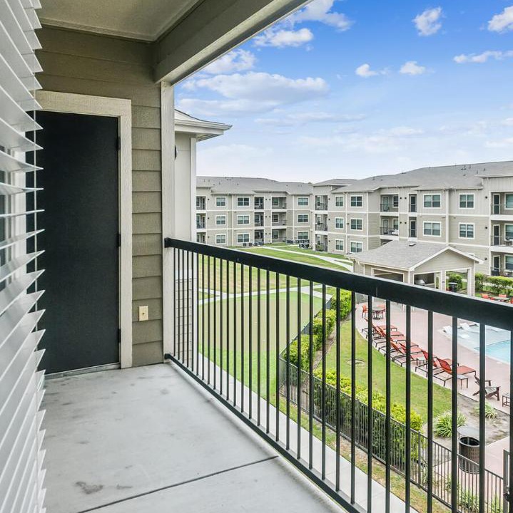 Photo of Patio Balcony in Willowbrook