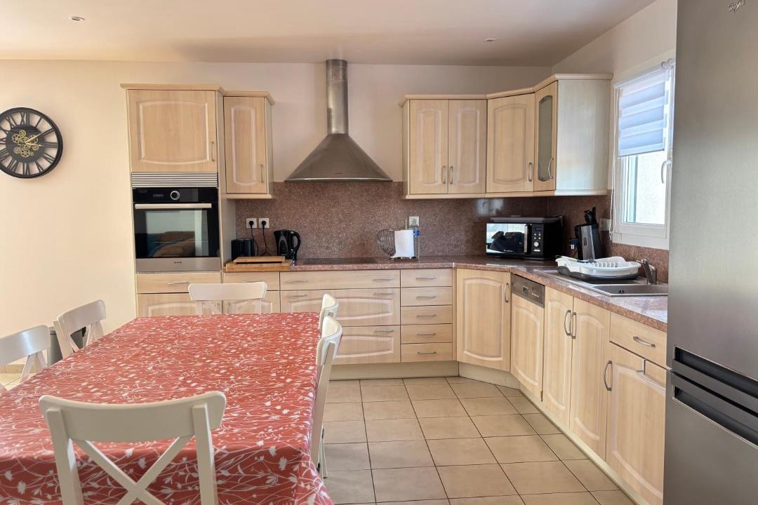 Photo of Kitchen in Tour-en-Bessin