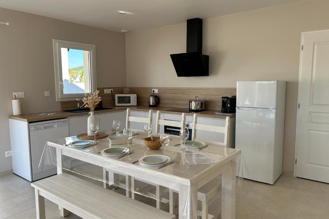 Photo of Kitchen in Maisons