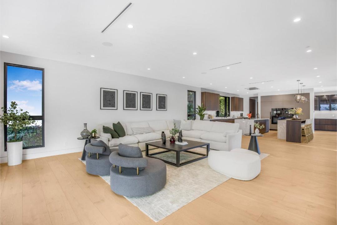 Photo of Livingroom in Sherman Oaks