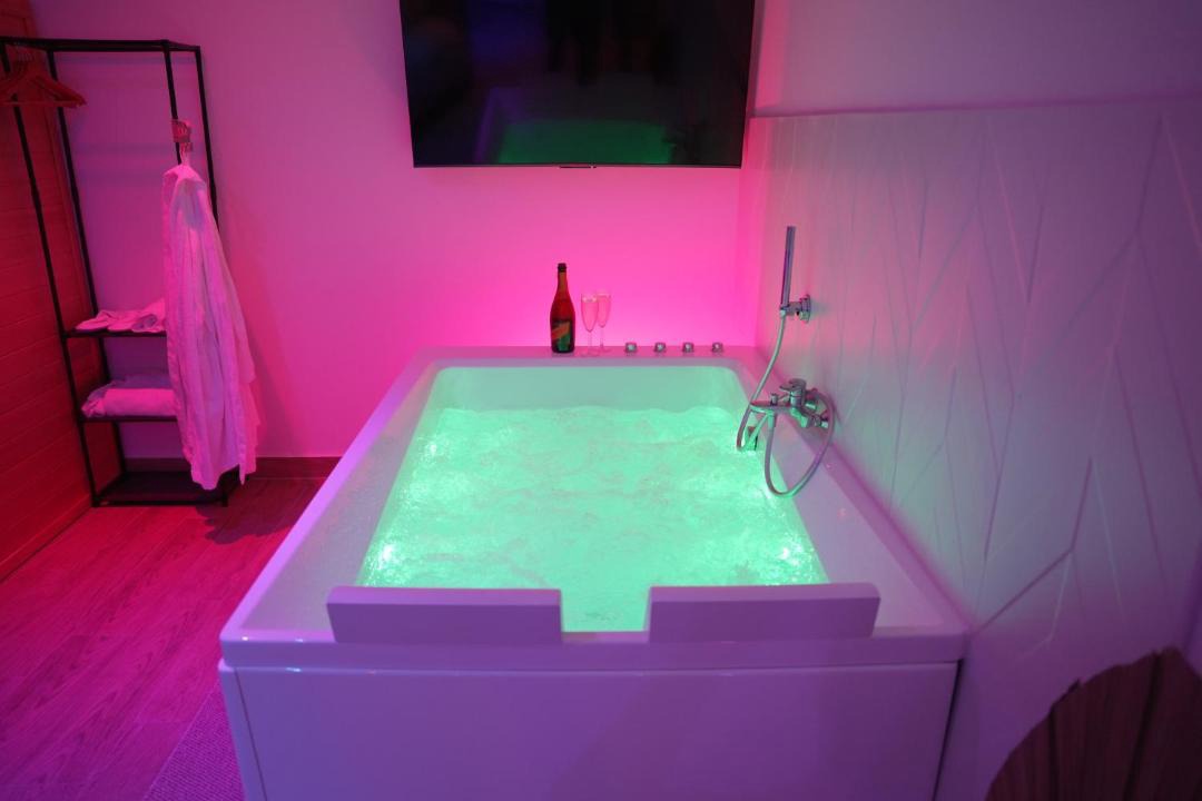 Photo of Others in Etampes