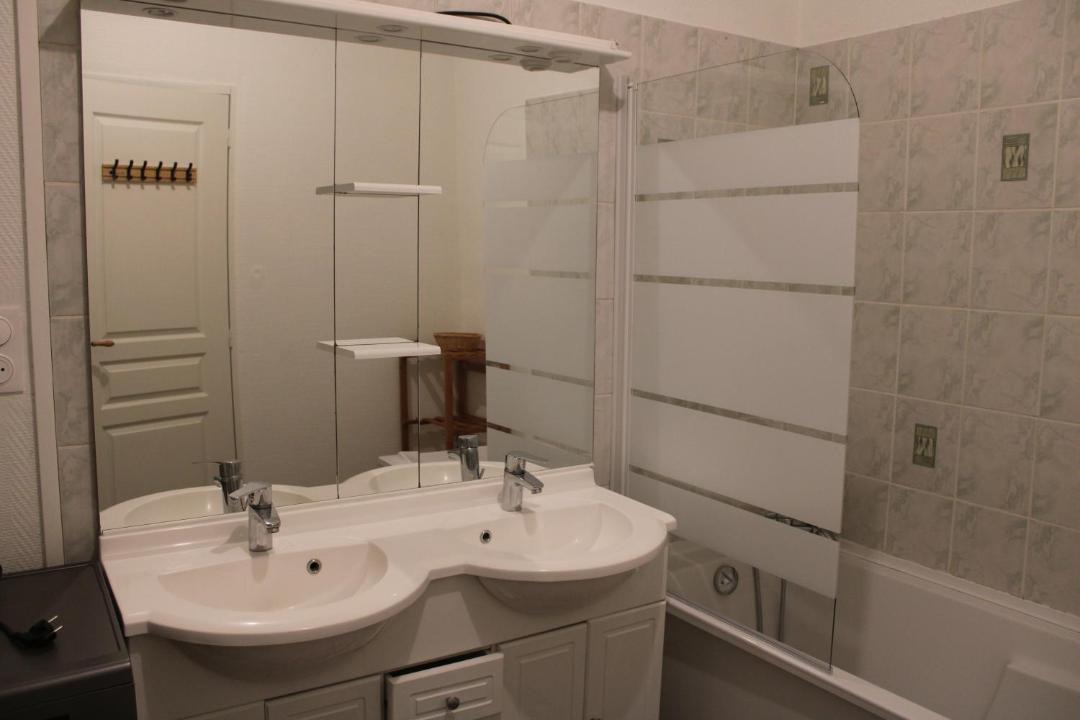 Photo of Bathroom in Vatan