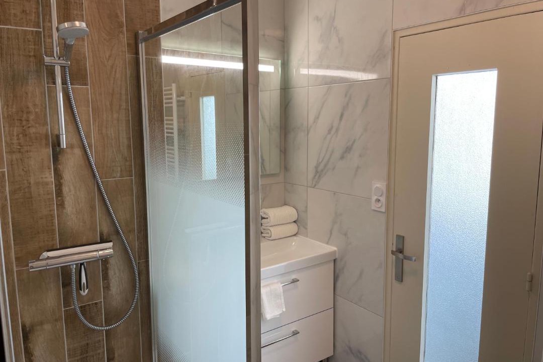 Photo of Bathroom in Sainte-Therese - Quineleu