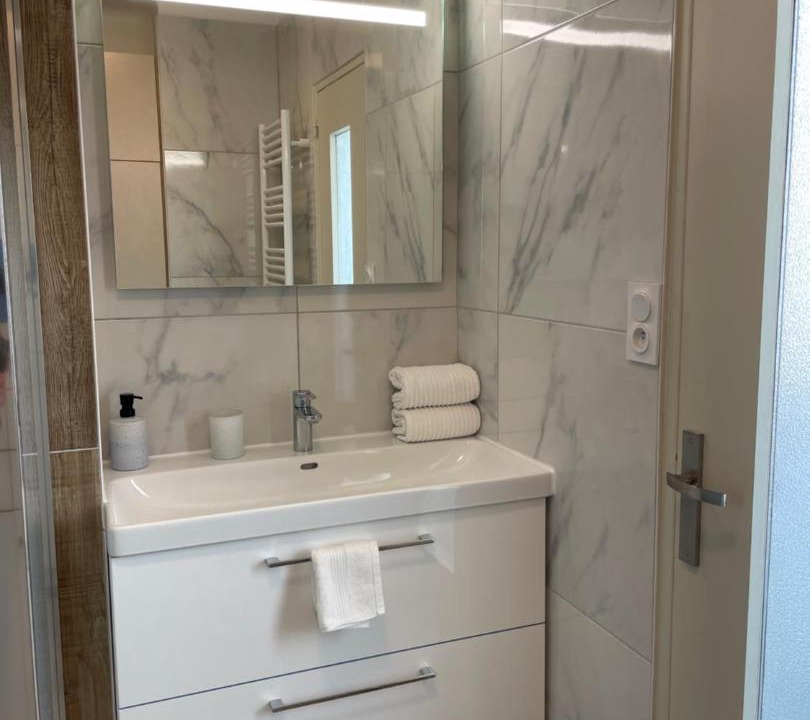 Photo of Bathroom in Sainte-Therese - Quineleu