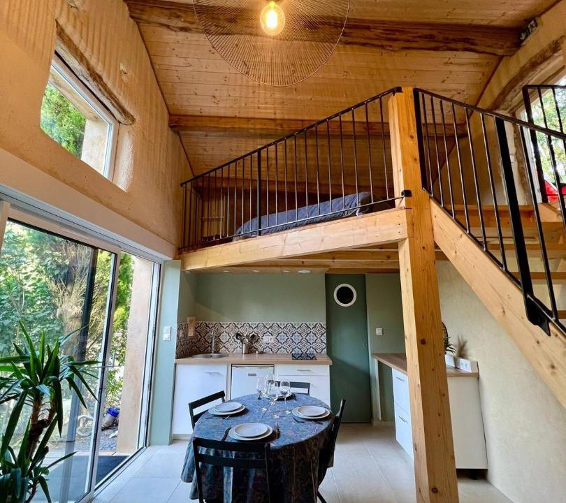 Photo of Others in Lautrec