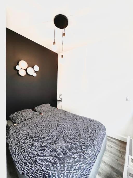 Photo of Bedroom in Abbeville