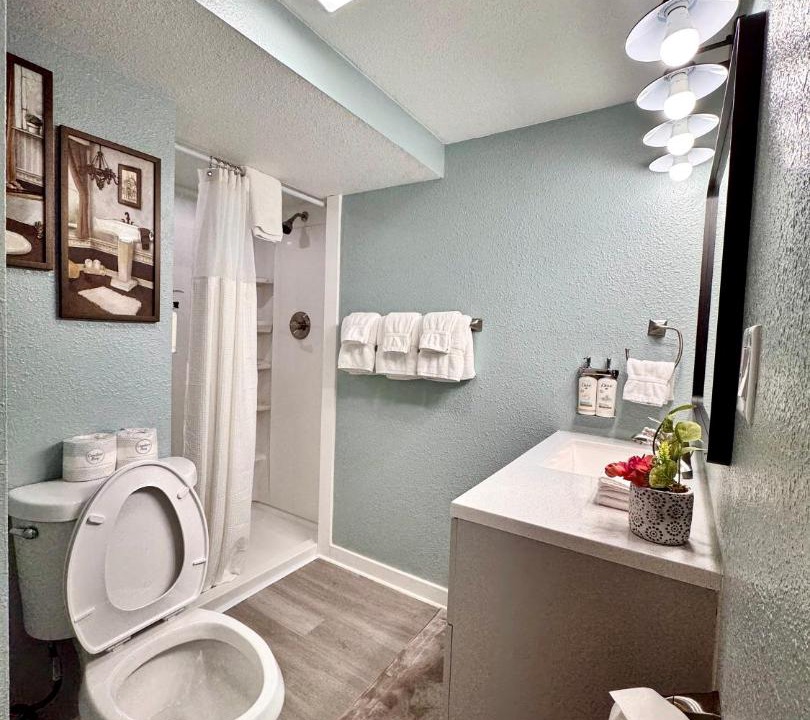 Photo of Bathroom in Oakley