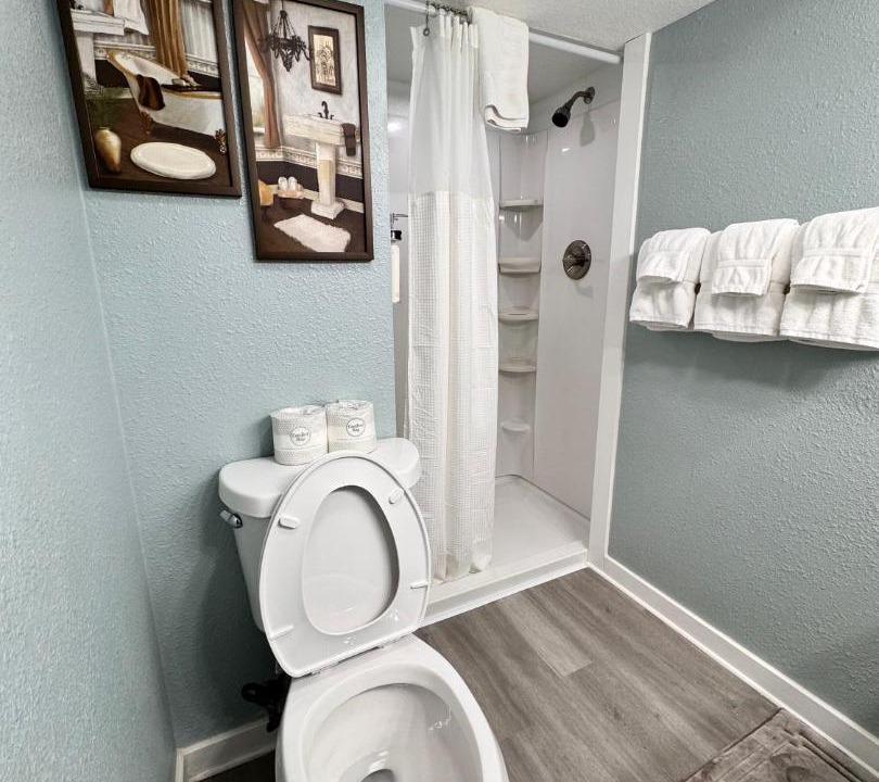 Photo of Bathroom in Oakley