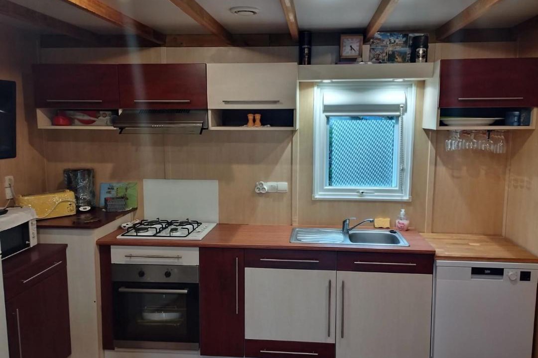 Photo of Kitchen in Saint-Cyr-en-Talmondais