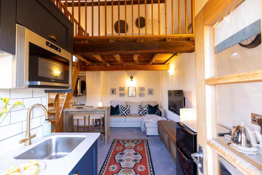 Photo of Others in Broughton Hackett