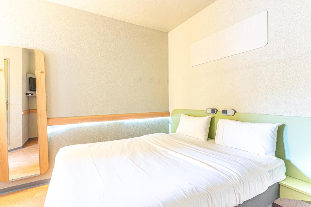 Photo of Bedroom in Cleon