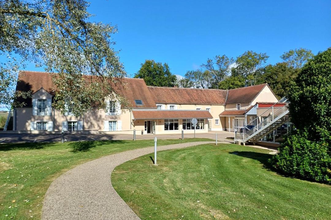 Photo of Others in Venoy