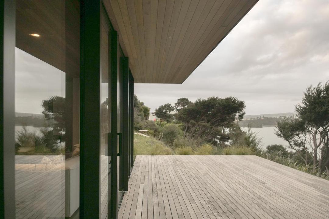 Photo of Others in Raglan