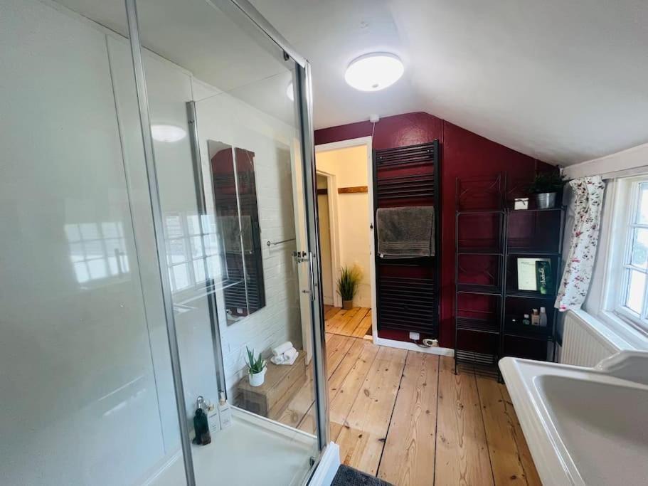 Photo of Others in Graveley