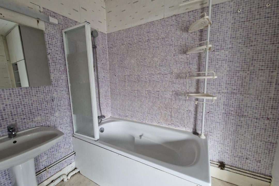Photo of Bathroom in Saint-Pol-sur-Mer