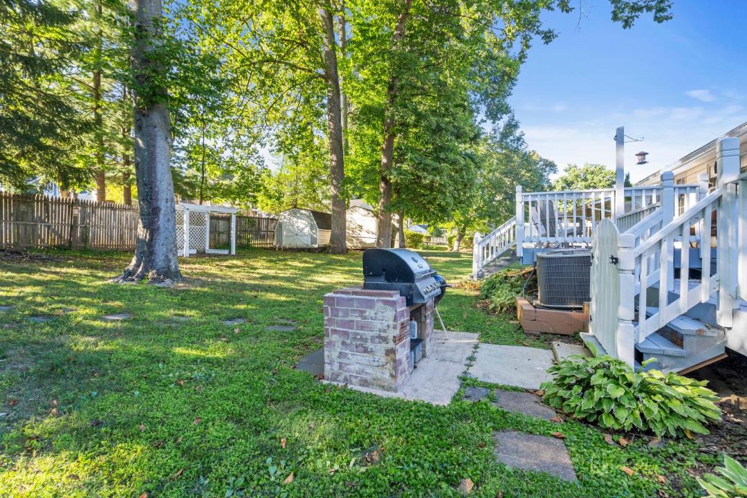 Photo of Others in Aspen Hill
