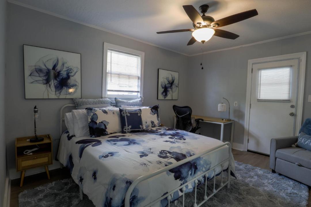 Photo of Bedroom in Hattiesburg