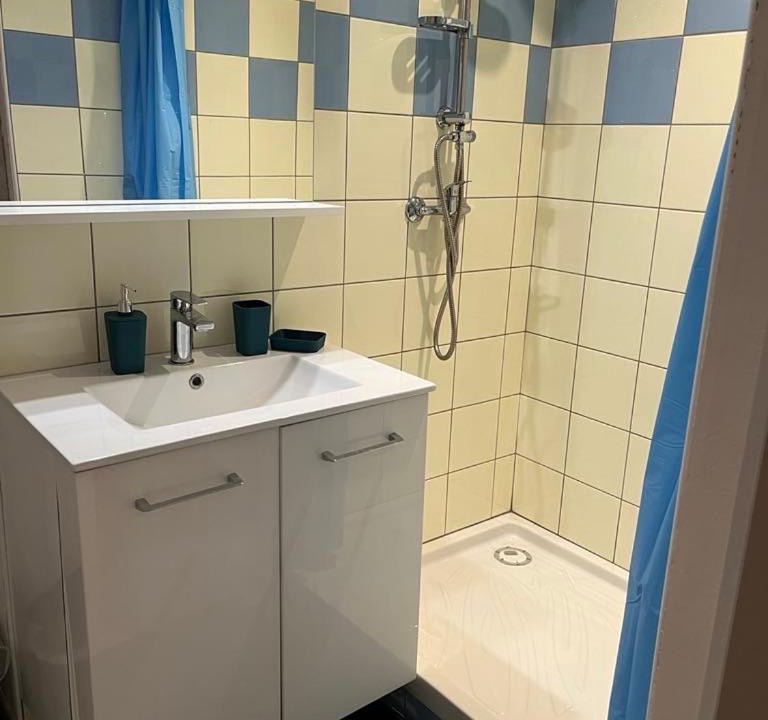 Photo of Bathroom in Xouaxange