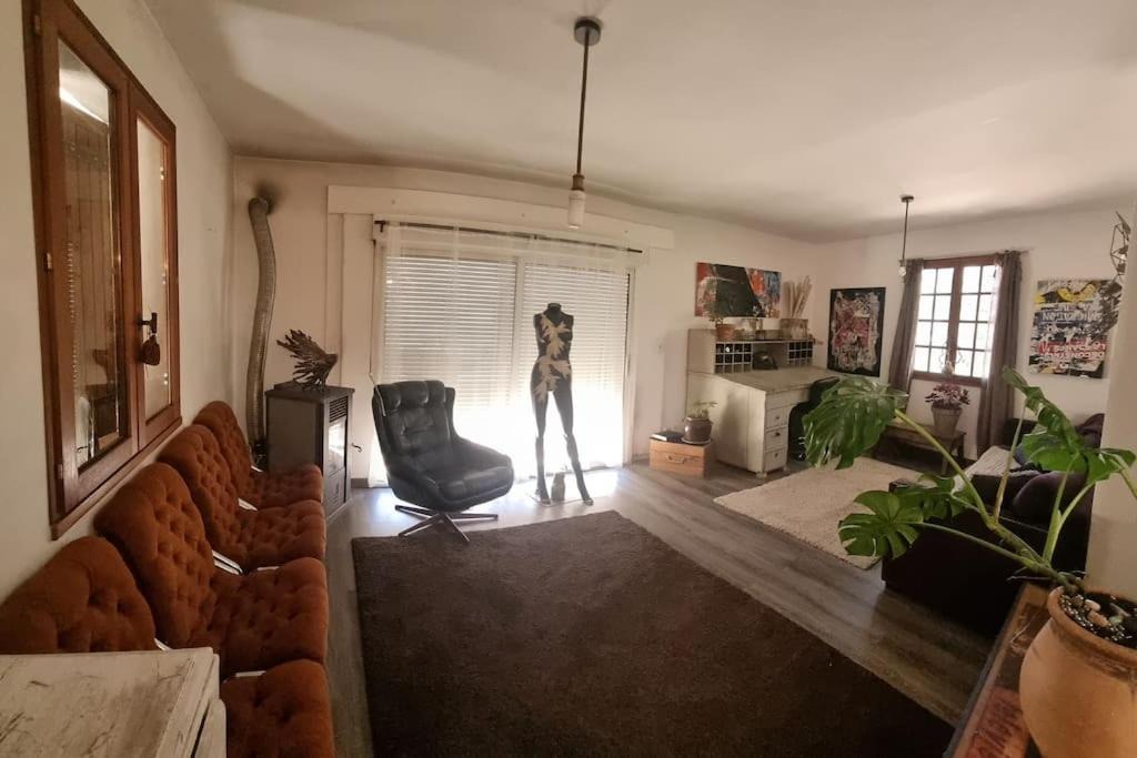 Photo of Others in Faucon