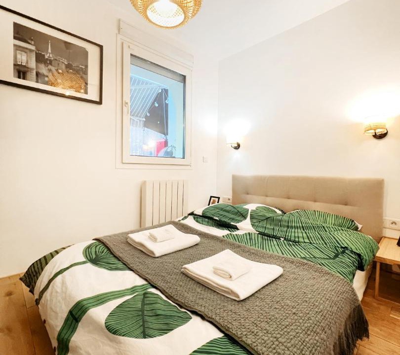 Photo of Bedroom in Saint-Lambert