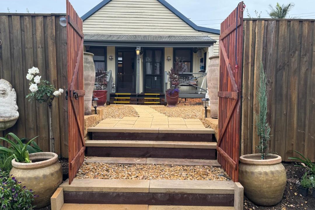 Photo of Others in Greta