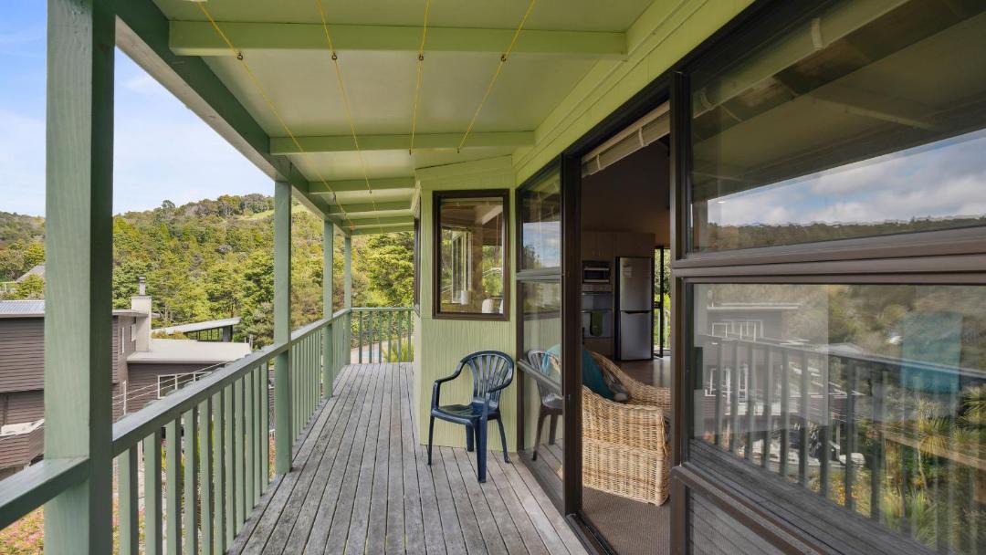 Photo of Patio Balcony in Mahurangi West