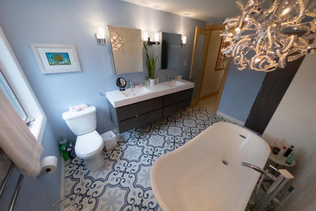 Photo of Bathroom in Elora