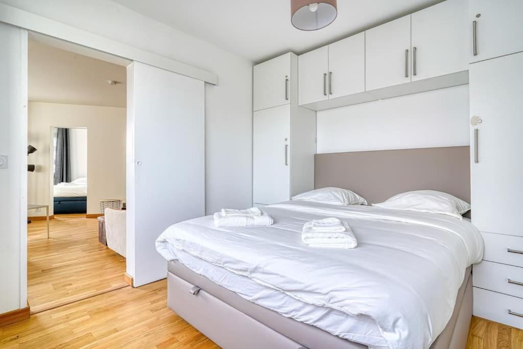 Photo of Bedroom in Grenelle