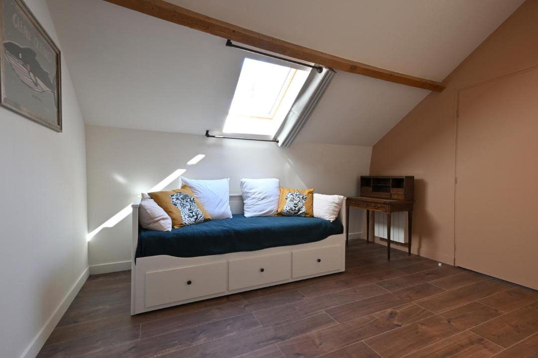 Photo of Bedroom in Longuenesse