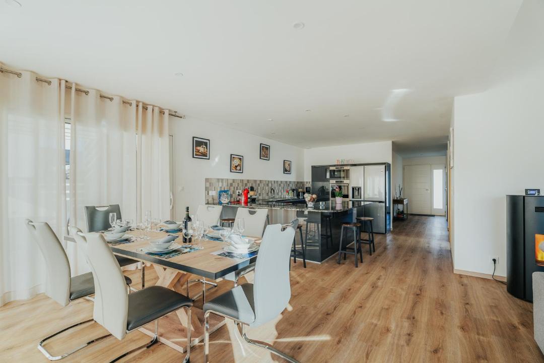 Photo of Others in Trevron