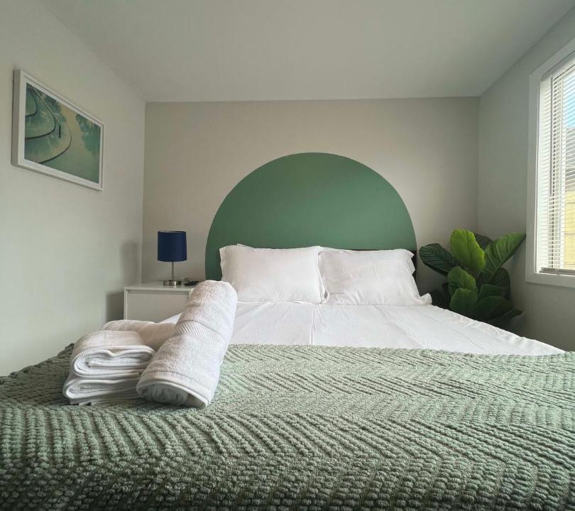 Photo of Bedroom in Lombard