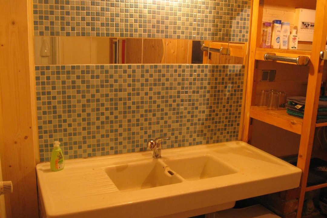 Photo of Bathroom in Rott