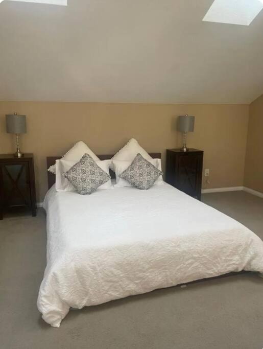 Photo of Bedroom in Walnut Creek