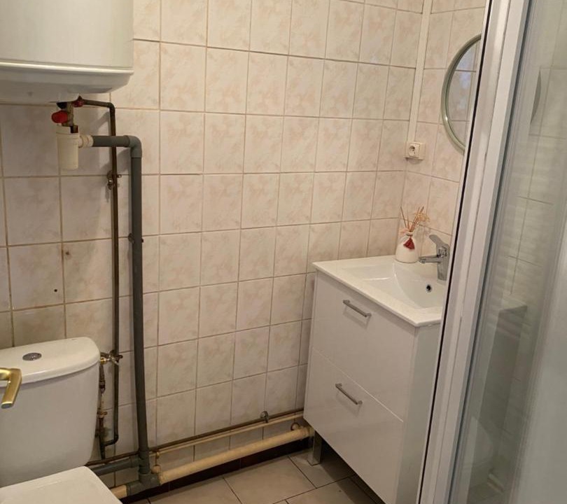 Photo of Bathroom in Douai