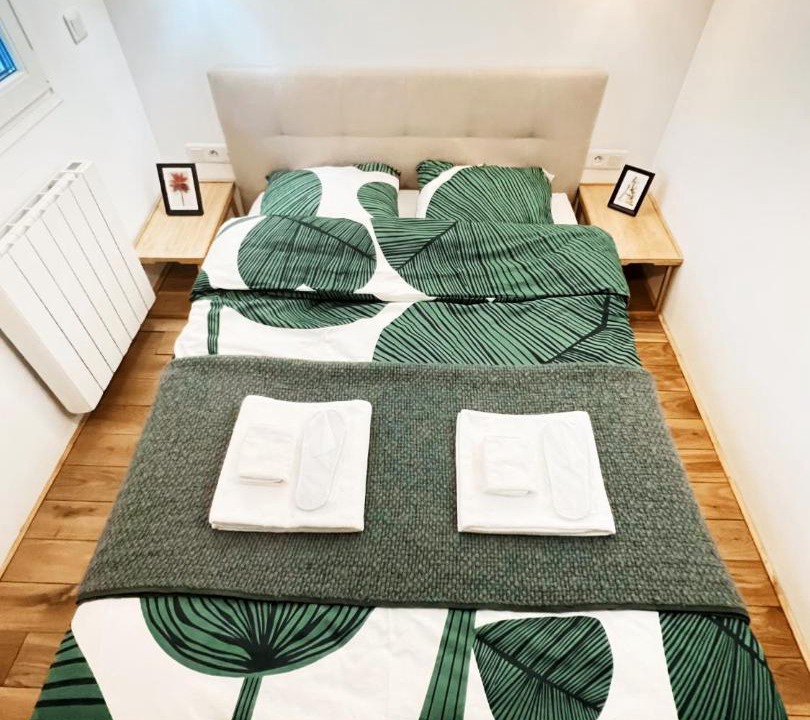 Photo of Bedroom in Saint-Lambert