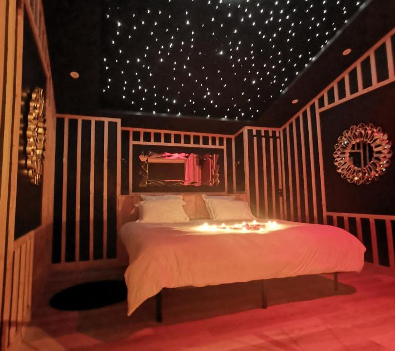 Photo of Bedroom in Saint-Denis-de-Pile