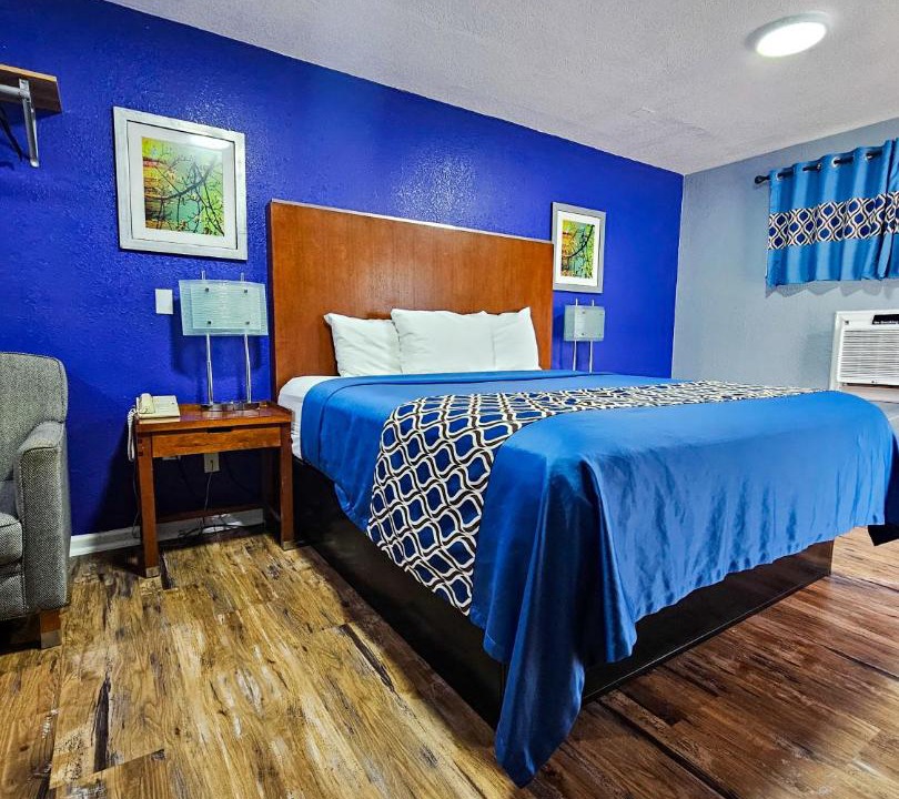 Photo of Bedroom in Seagoville