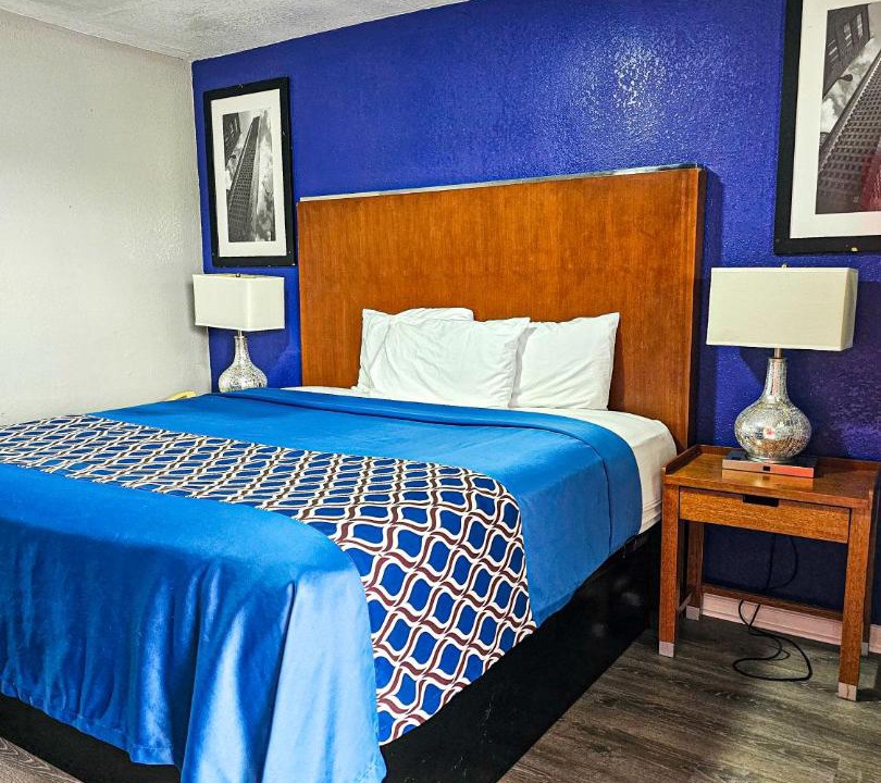 Photo of Bedroom in Seagoville