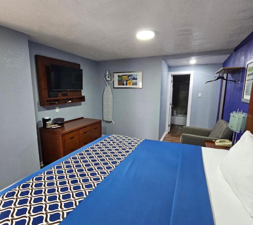 Photo of Bedroom in Seagoville