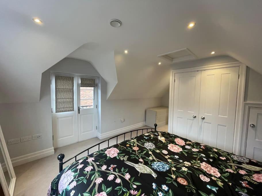 Photo of Bedroom in Guildford