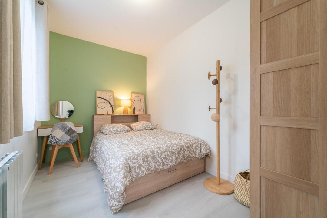 Photo of Bedroom in Le Poirier Baron
