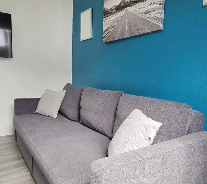 Photo of Livingroom in West Perrine