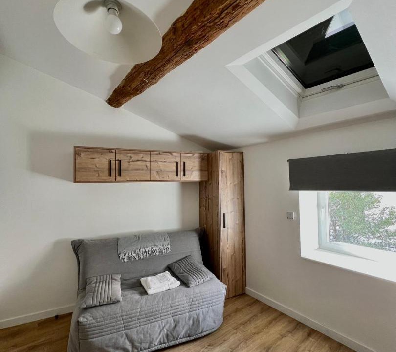 Photo of Bedroom in Champagne-au-Mont-d'Or