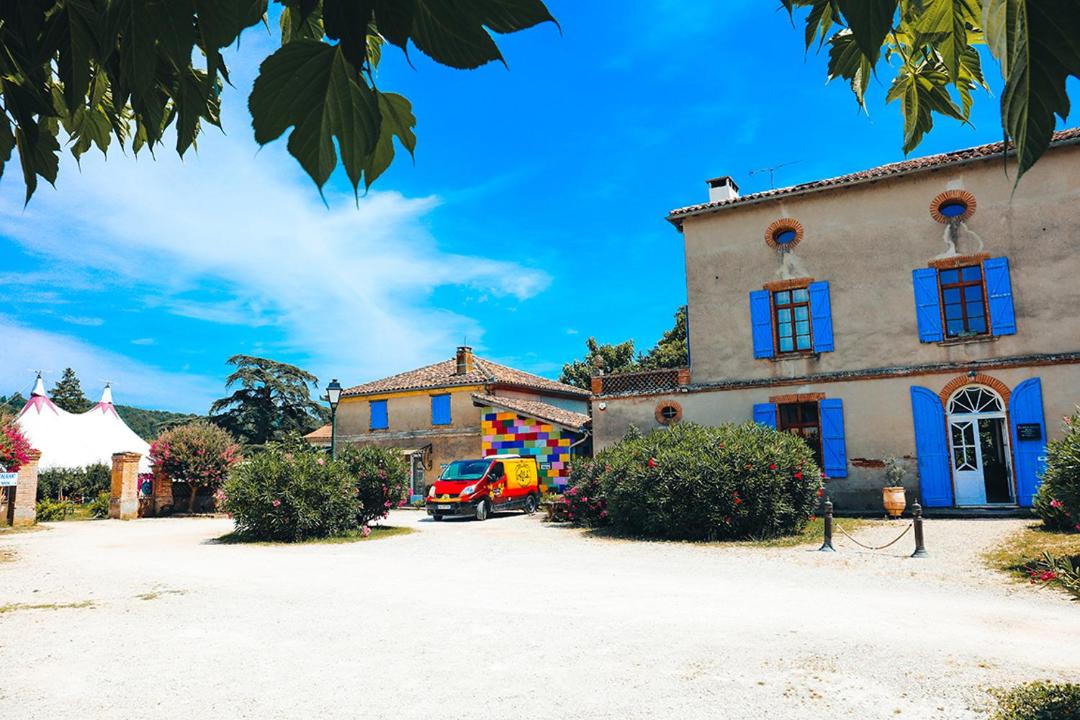 Photo of Others in Lafrancaise