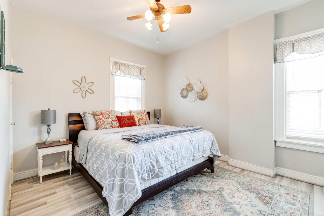 Photo of Bedroom in Fan District
