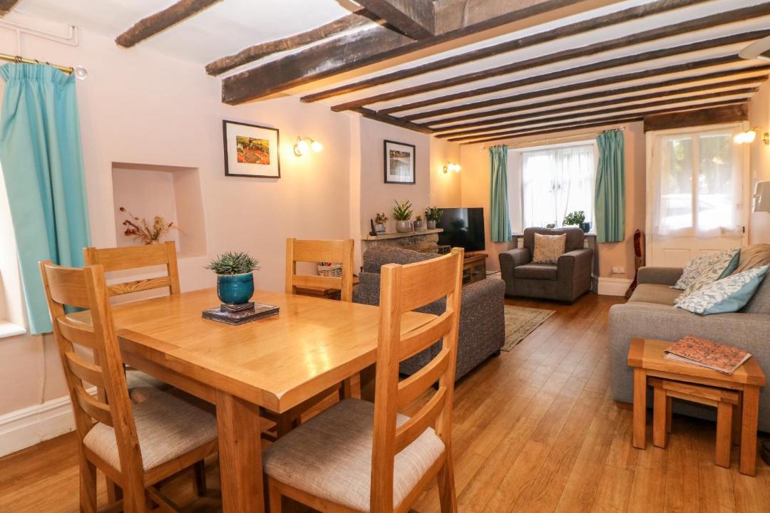 Photo of Others in Litton