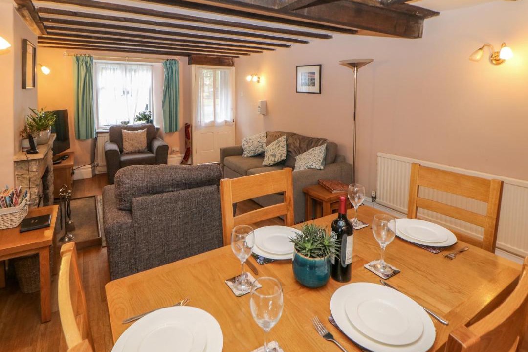 Photo of Others in Litton