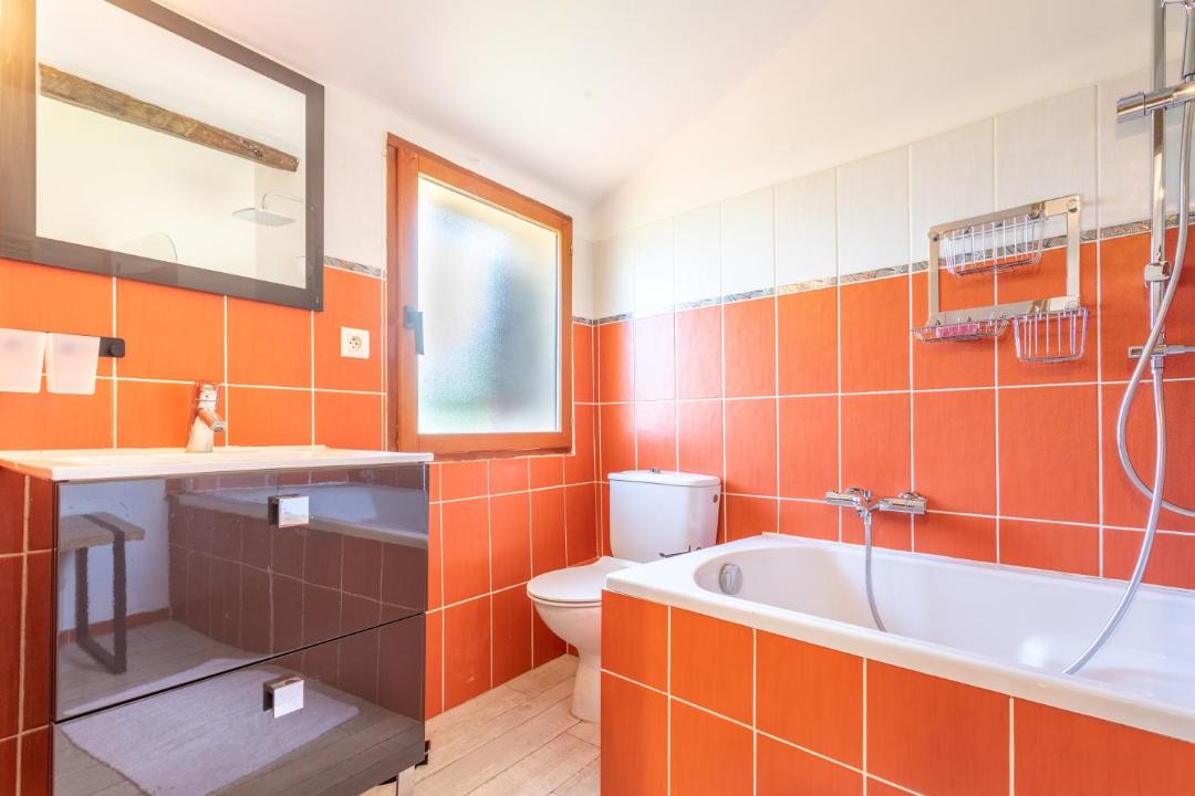 Photo of Bathroom in Ceret