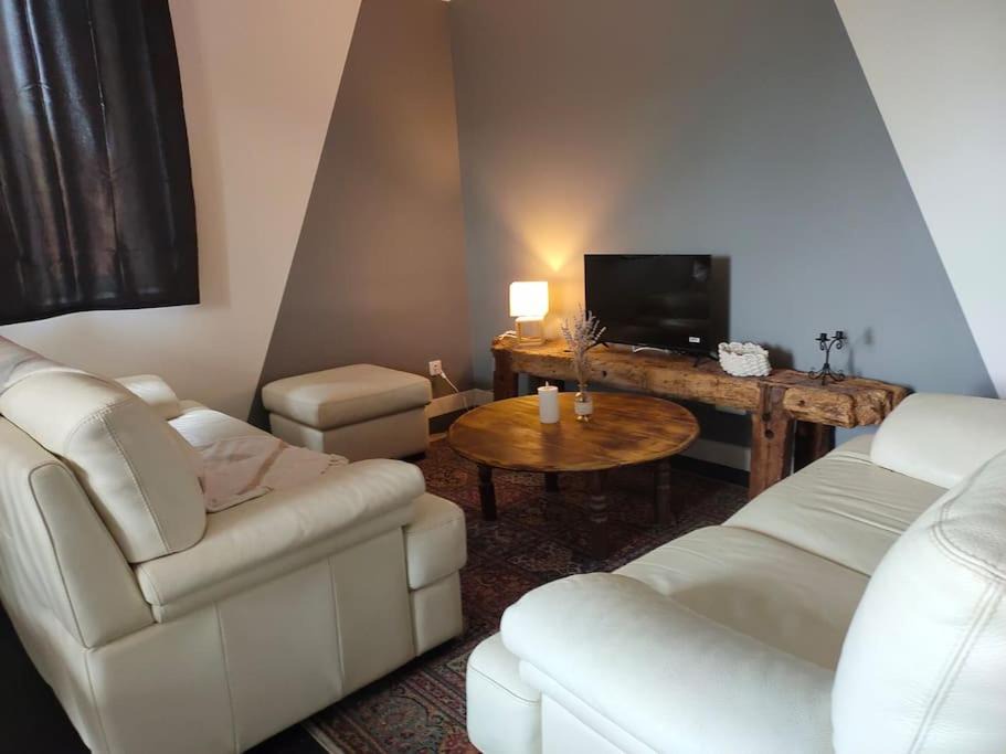 Photo of Livingroom in Le Lardin-Saint-Lazare